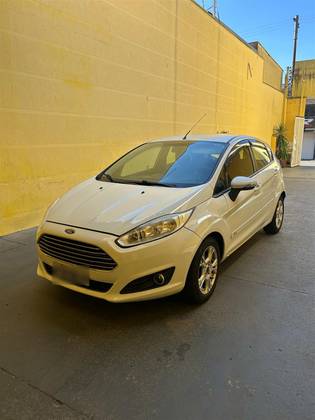 FORD FIESTA 1.6 SE HATCH 16V FLEX 4P MANUAL FORD FIESTA 1.6 SE HATCH 16V FLEX 4P MANUAL